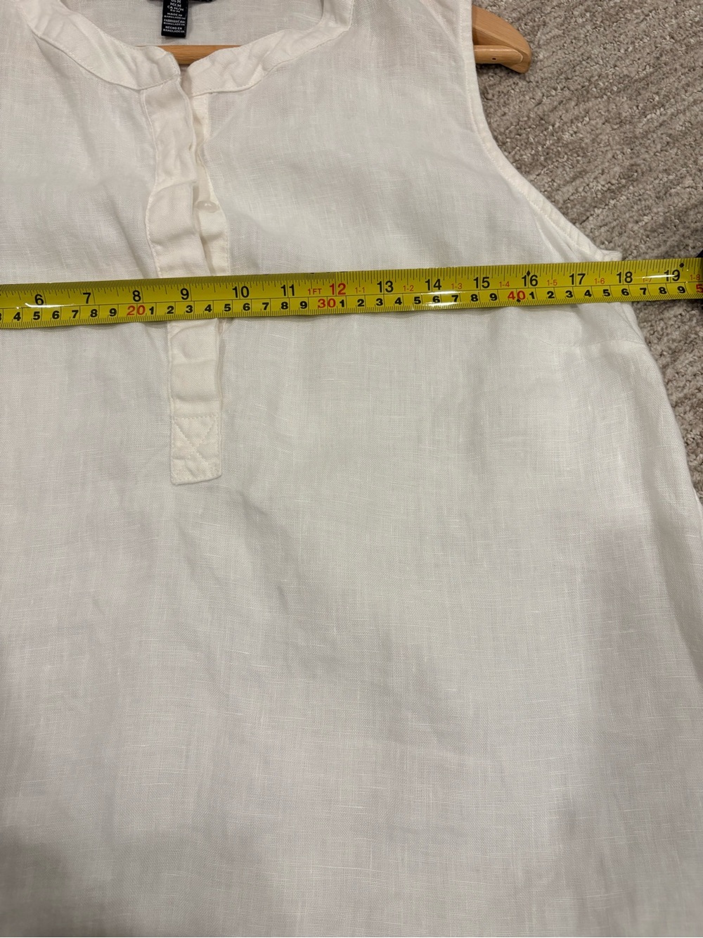 Ellen Tracy 100% Linen Sleeveless Popover Blouse | Off-White | Medium - Picture 7 of 8
